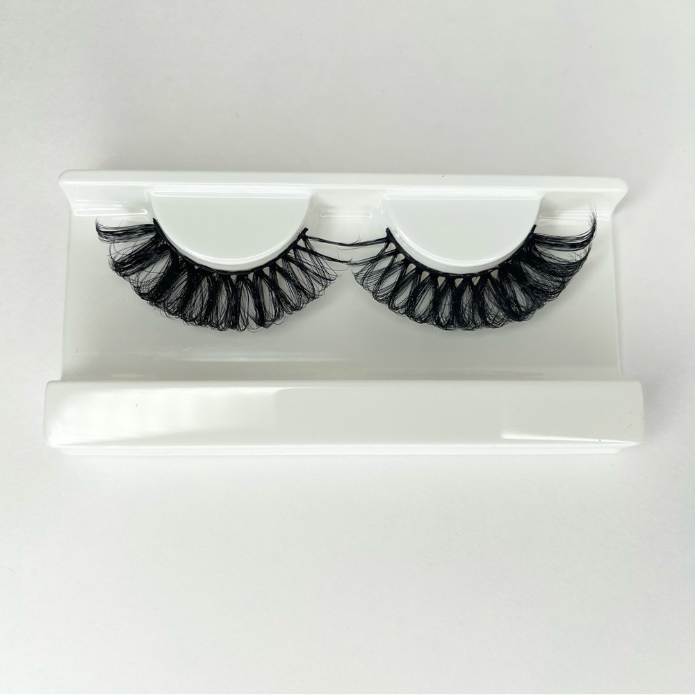 TAMERA LASHES